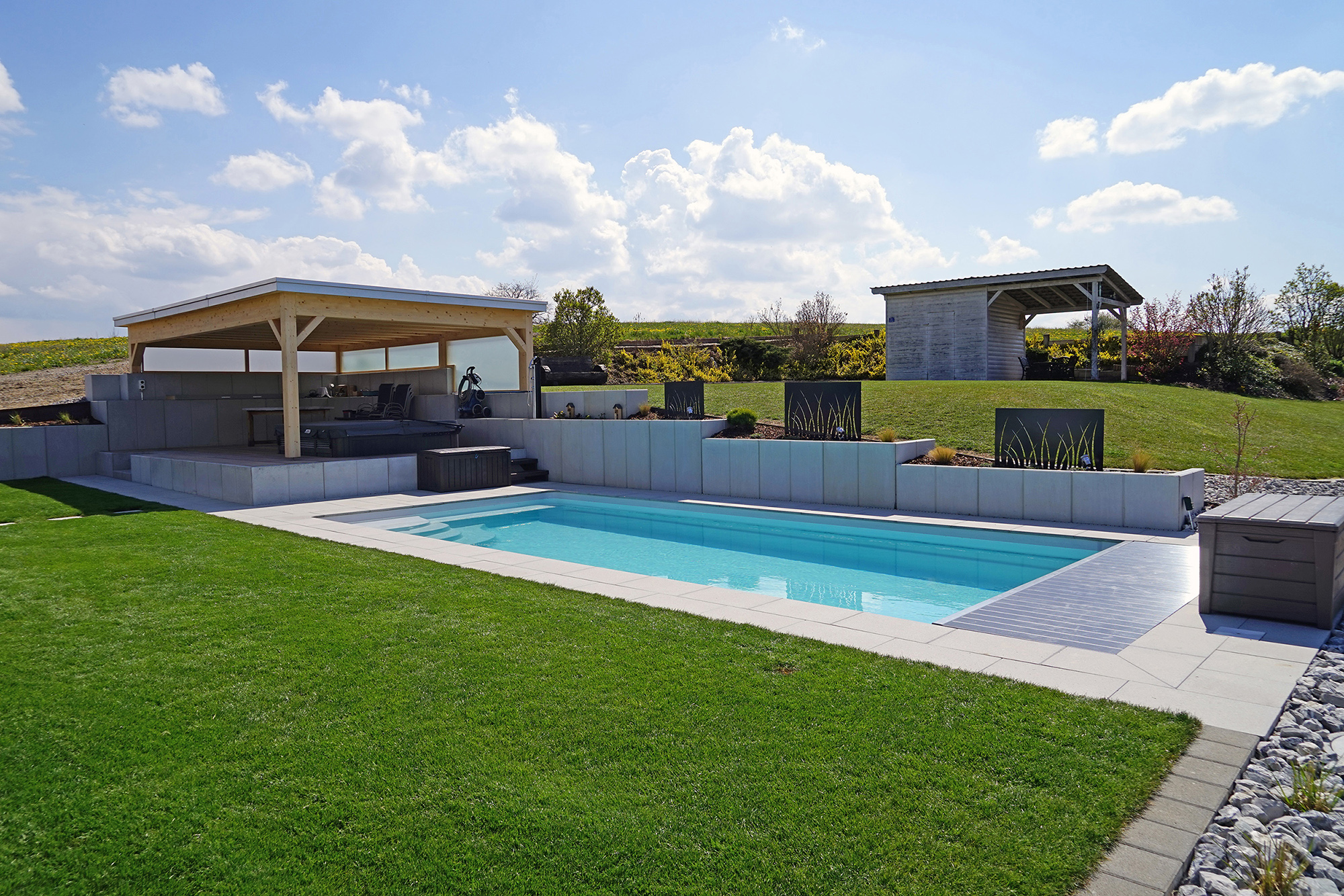 Installation d'une piscine à Courtion
