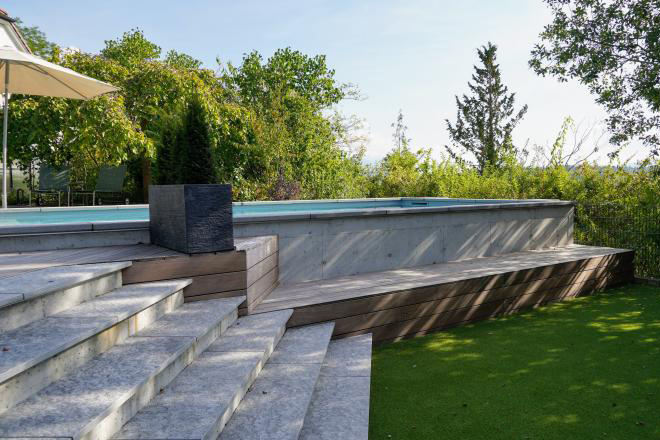 Piscine en béton finie
